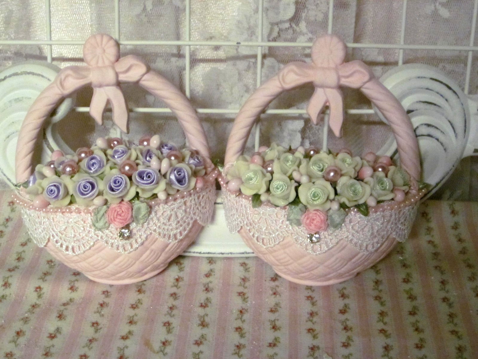 shabby sweet LiL HP pink vintage wall baskets w/lavender sage roses lace pearls
