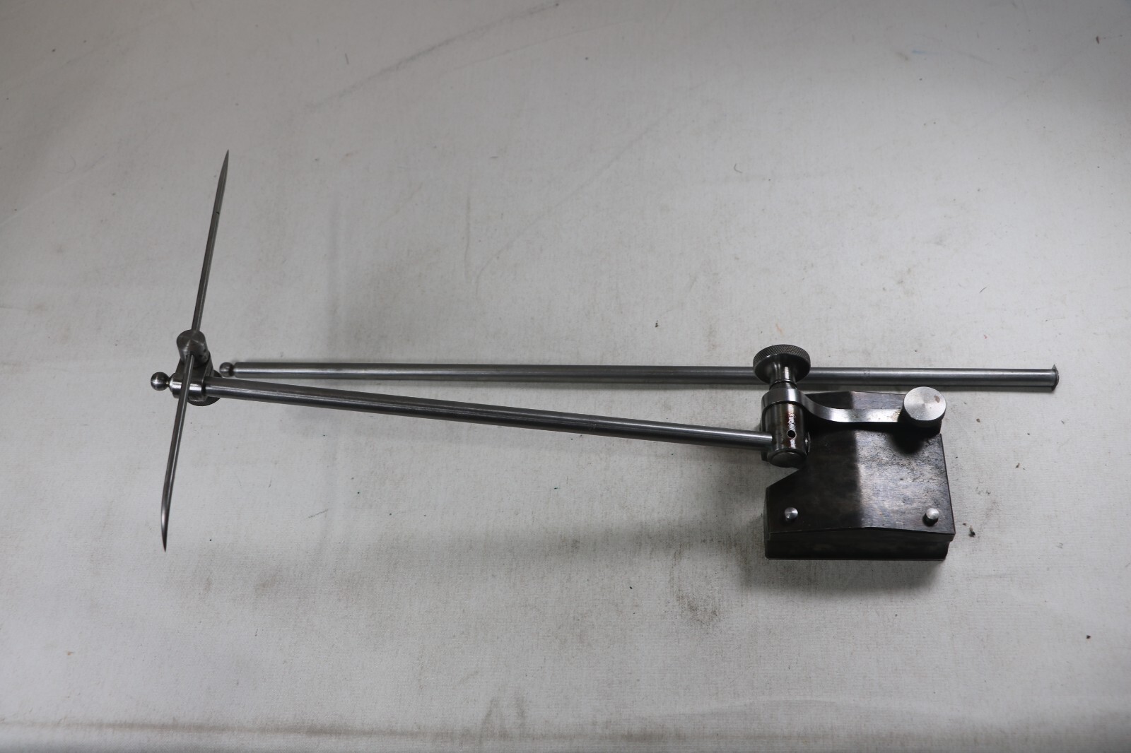 Starrett - 257D Full-sized Surface Gage with 12" & 18" Spindles