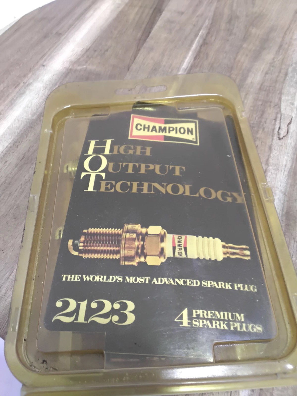 QTY 4 Champion SPARK PLUGS GOLD PALLADIUM #2123, NOS, NIB, made in USA