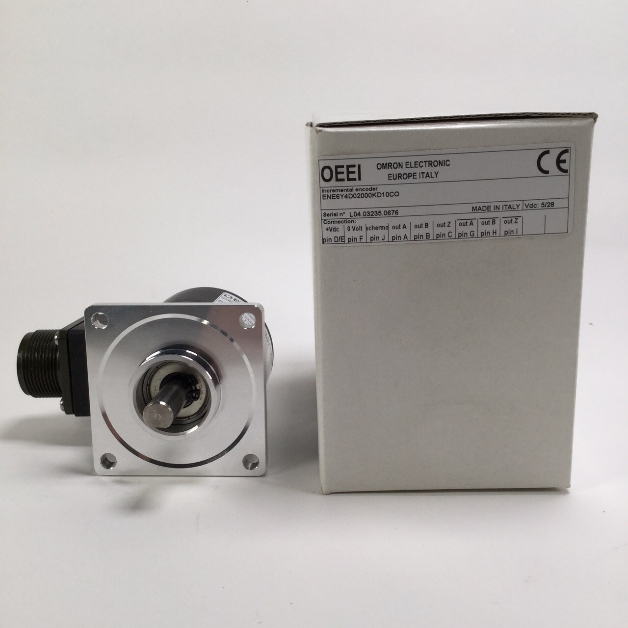 Omron ENE6Y4D02000KD10CO Incremental Encoder Vdc 28 New NFP