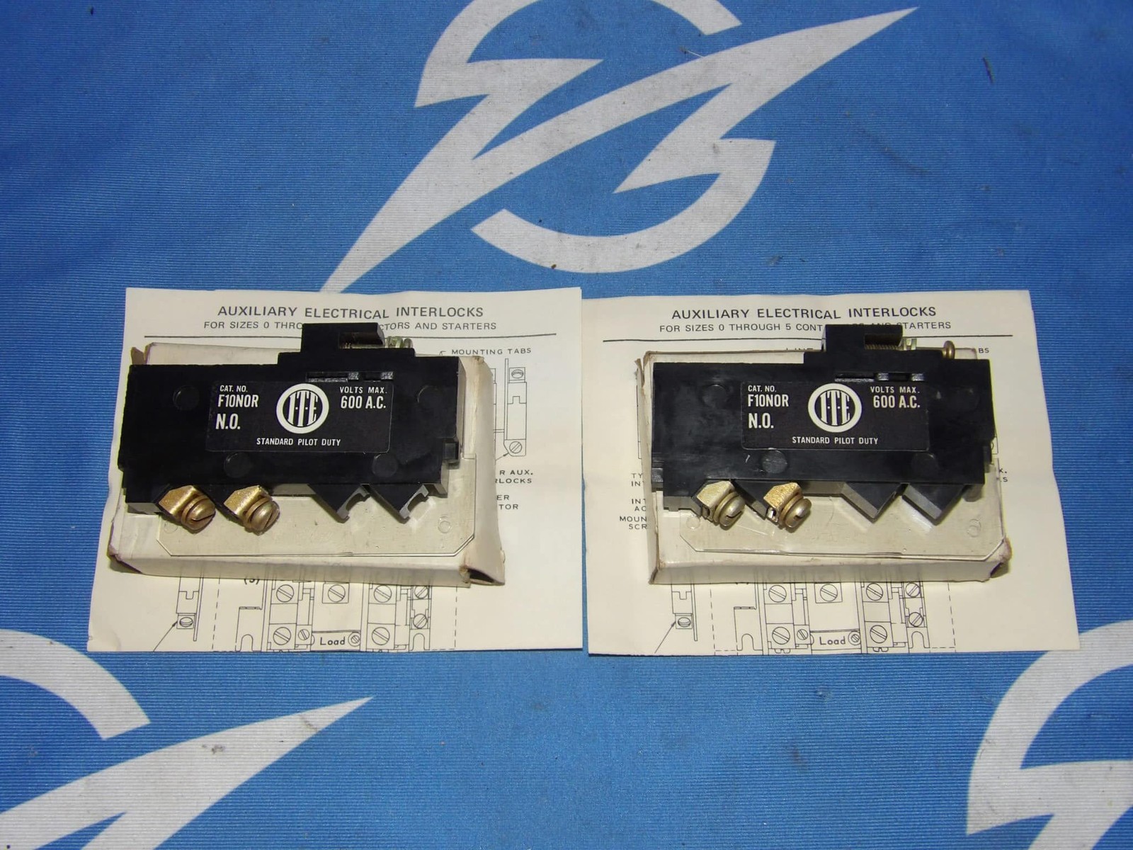 Lot Of 2 NIB I-T-E F10NOR Auxillary Contacts + 1 Year Warranty
