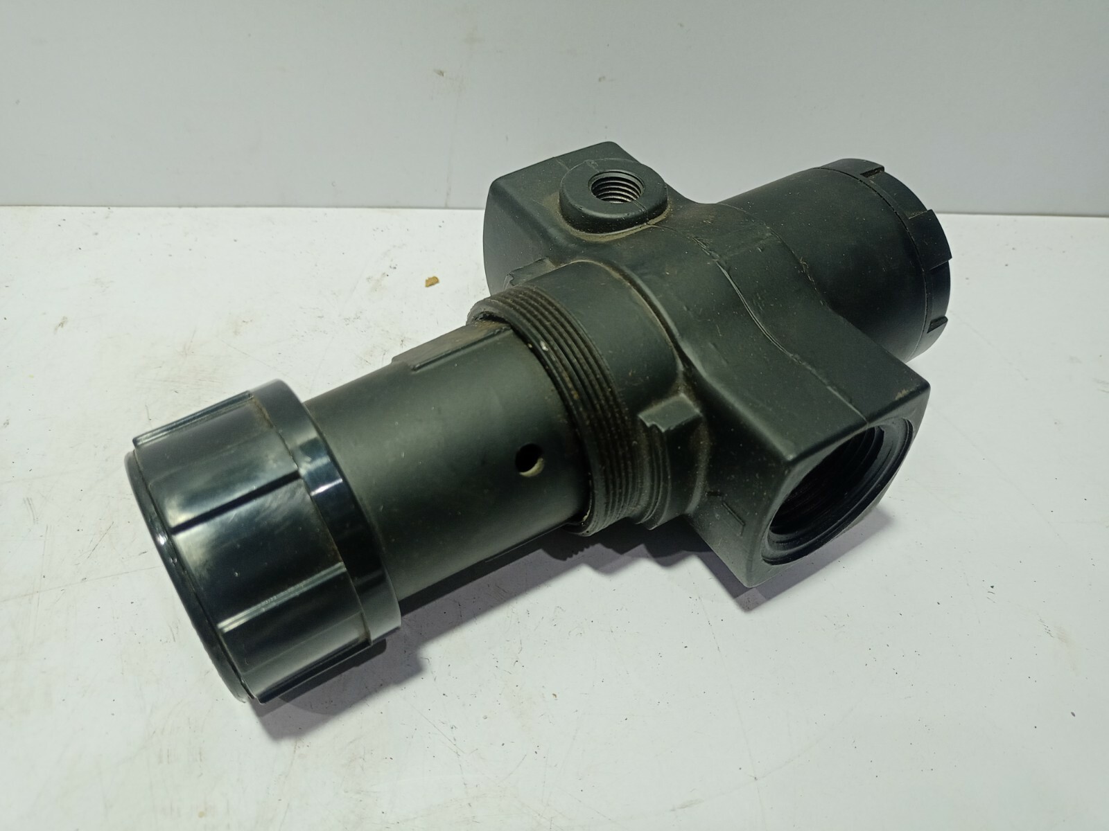 Norgren R17-800-RNLA Pressure Regulator / R17800RNLA (1)