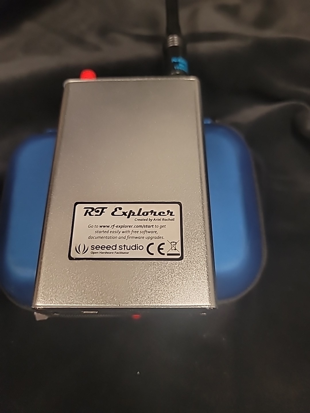 RF Explorer Spectrum Analyzer