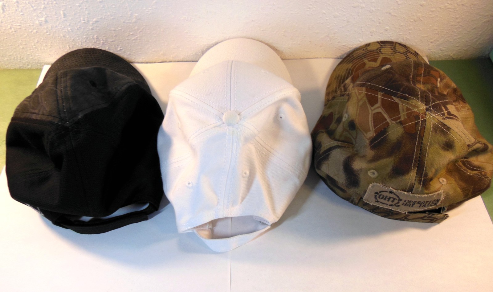 3 SIG SAUER Hats, One Size Fits Most, Camouflage, Blue and White, Bretmor+, Nice