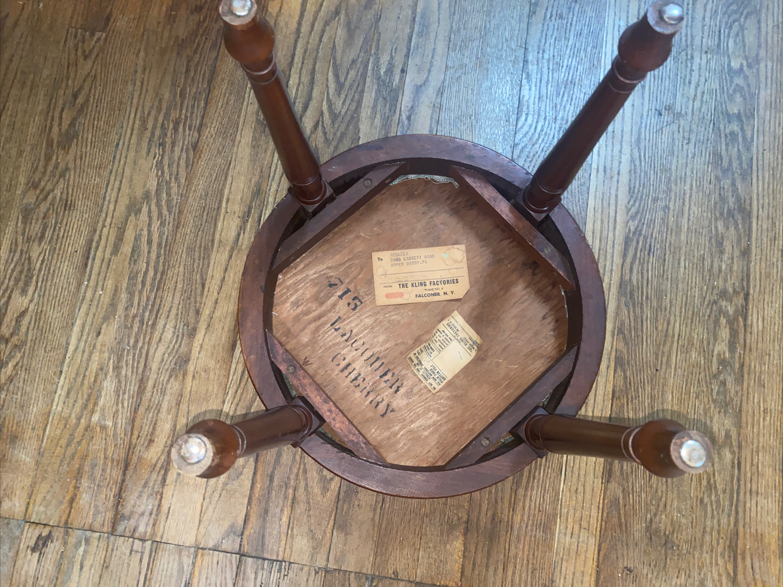 Kling Antique Victorian Round Walnut 4 Legs Stool, Good Condition