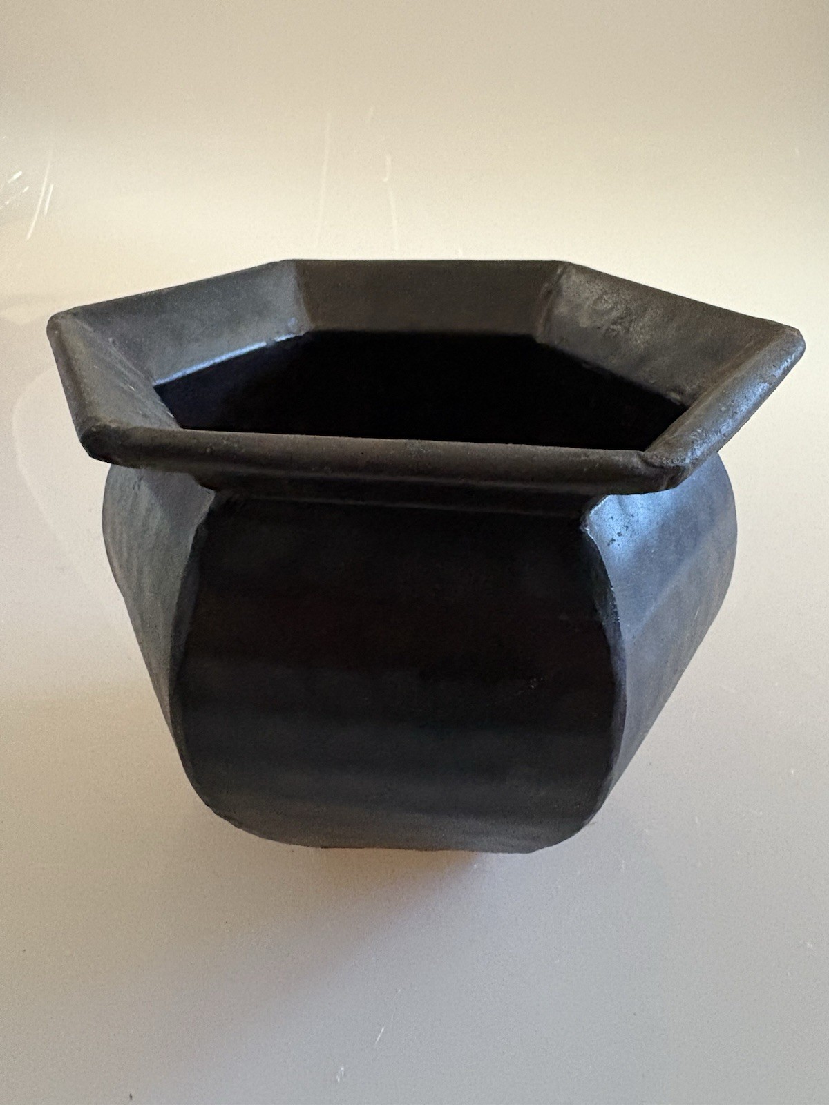 Antique Metal Planter 5x4x6”