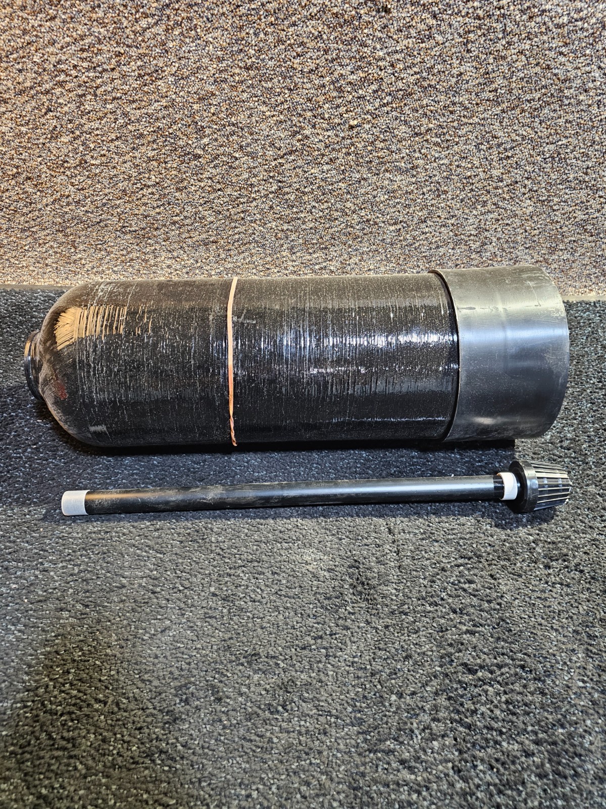 Water Treatment Polyglass Vessel 9" X 24" 150 PSIG Max Operating Pressure 824 UI