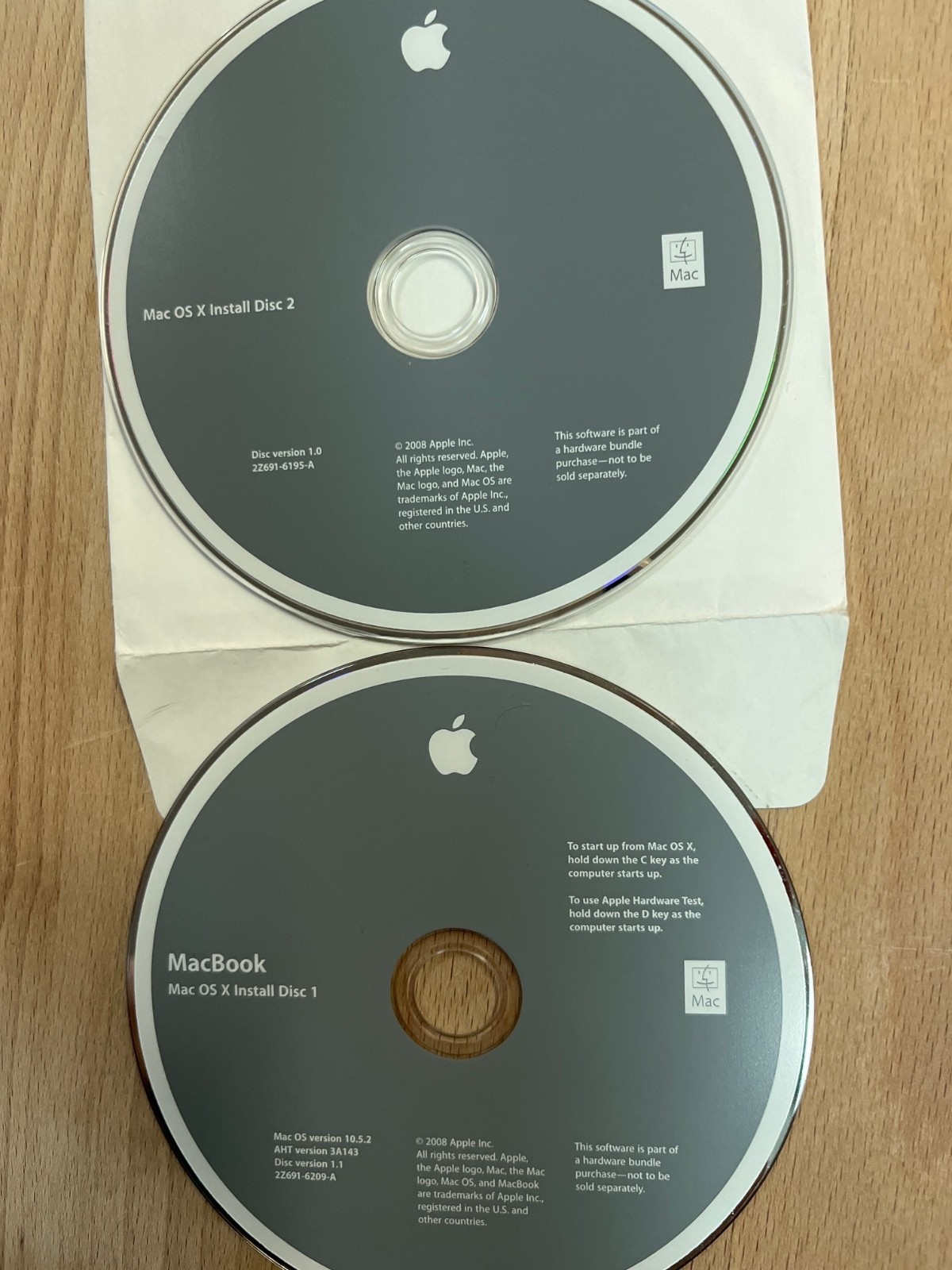 MacBook 2008 Mac OS X 10.5.2 Leopard Install DVD Set Disc 1&2 w/AHT OEM