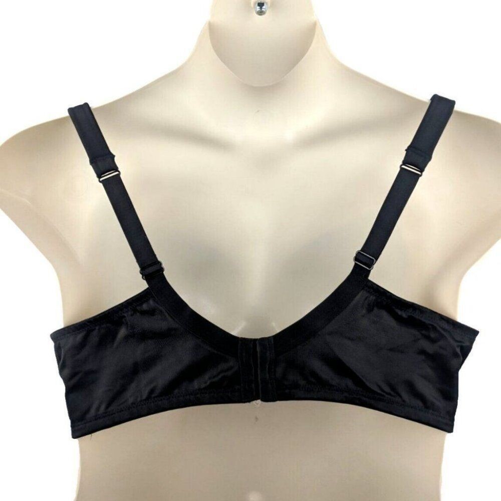 Lane Bryant Cacique Smooth Boost Plunge Bra Solid Satin Size 42DDD Black NWOT