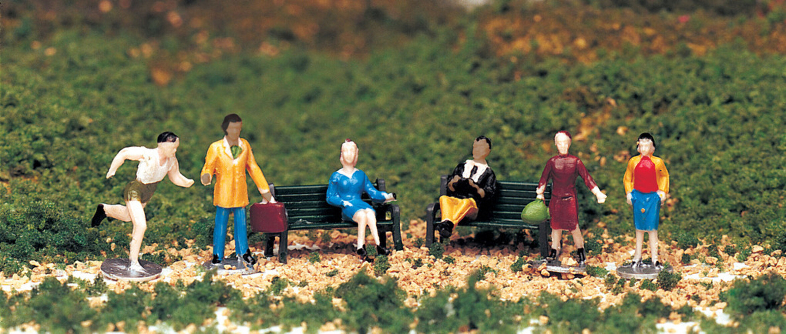 Bachmann 42339 HO Scale People At Leisure