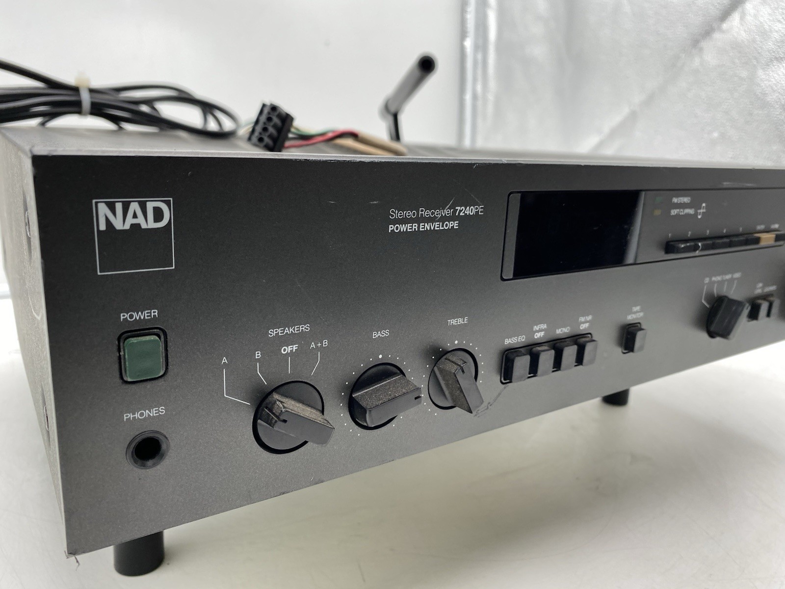 NAD Electronics 7240PE AM FM Power Stereo Receiver Tuner