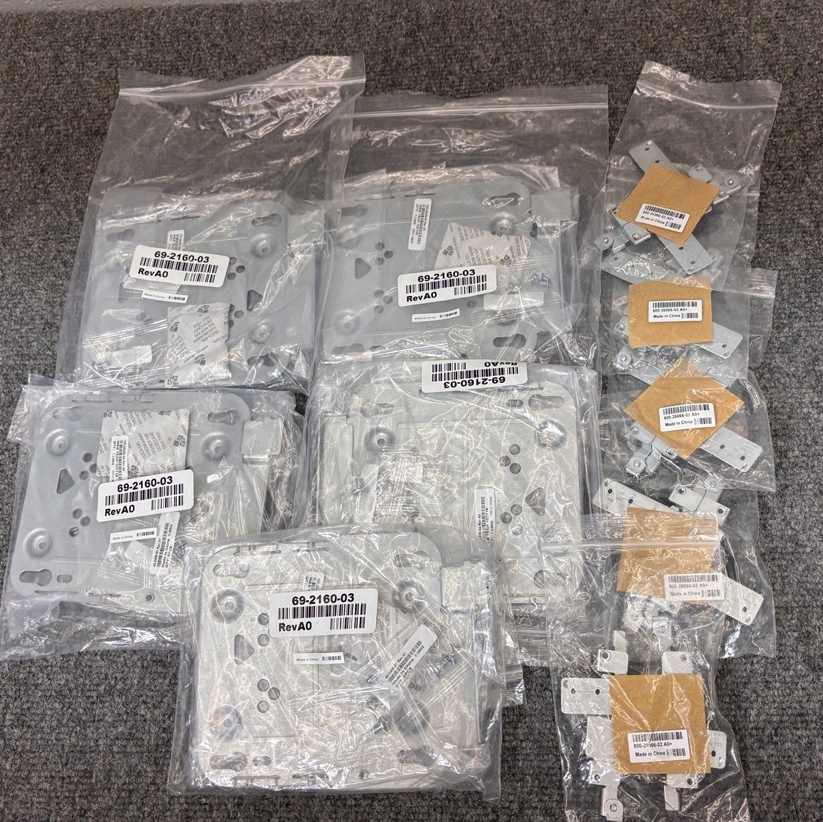 Lot of 5 Cisco AIR-AP-BRACKET-1 69-2160-03 W/ 800-26066-02 and Screws