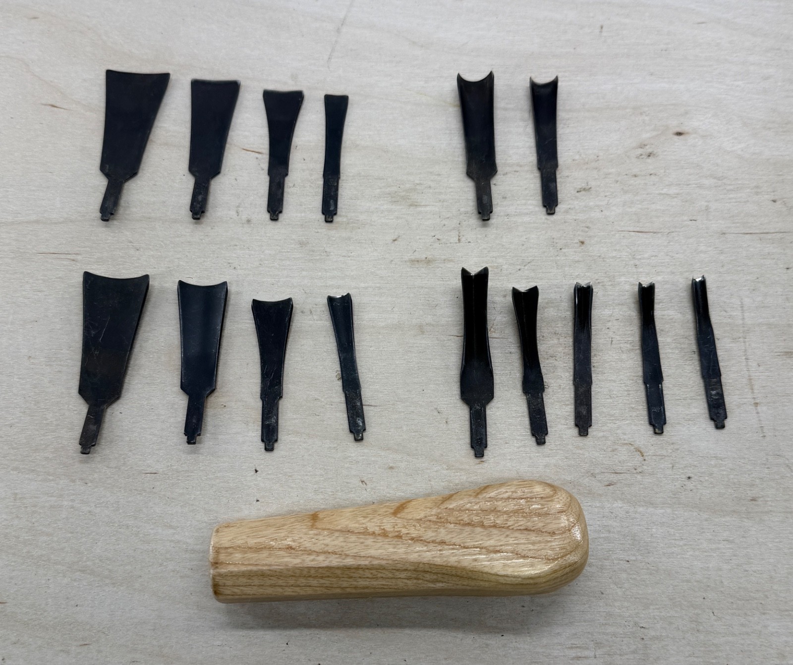 Flexcut Gouge Set RG100 *Missing RG203, Extra RG403 & SK103 Handle*(6894)