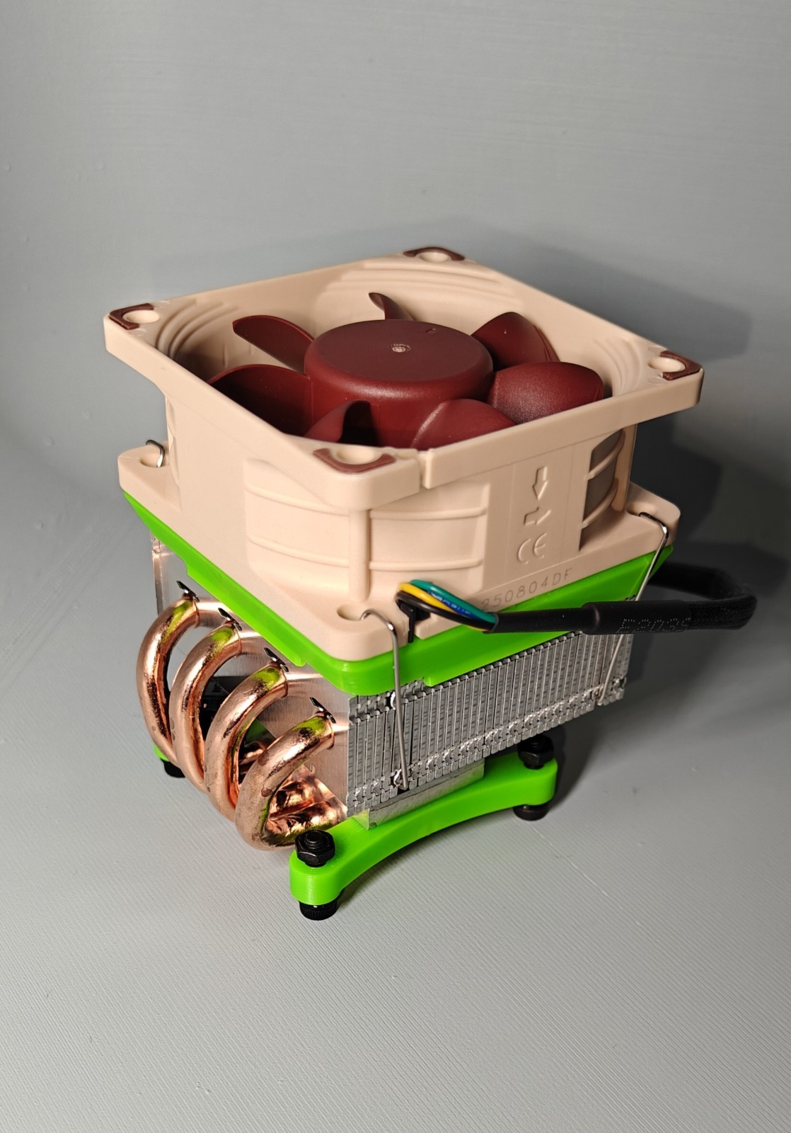 Bitaxe Gamma 601/602 52pi low profile plus cooler, 60mm noctua fan Bright Green