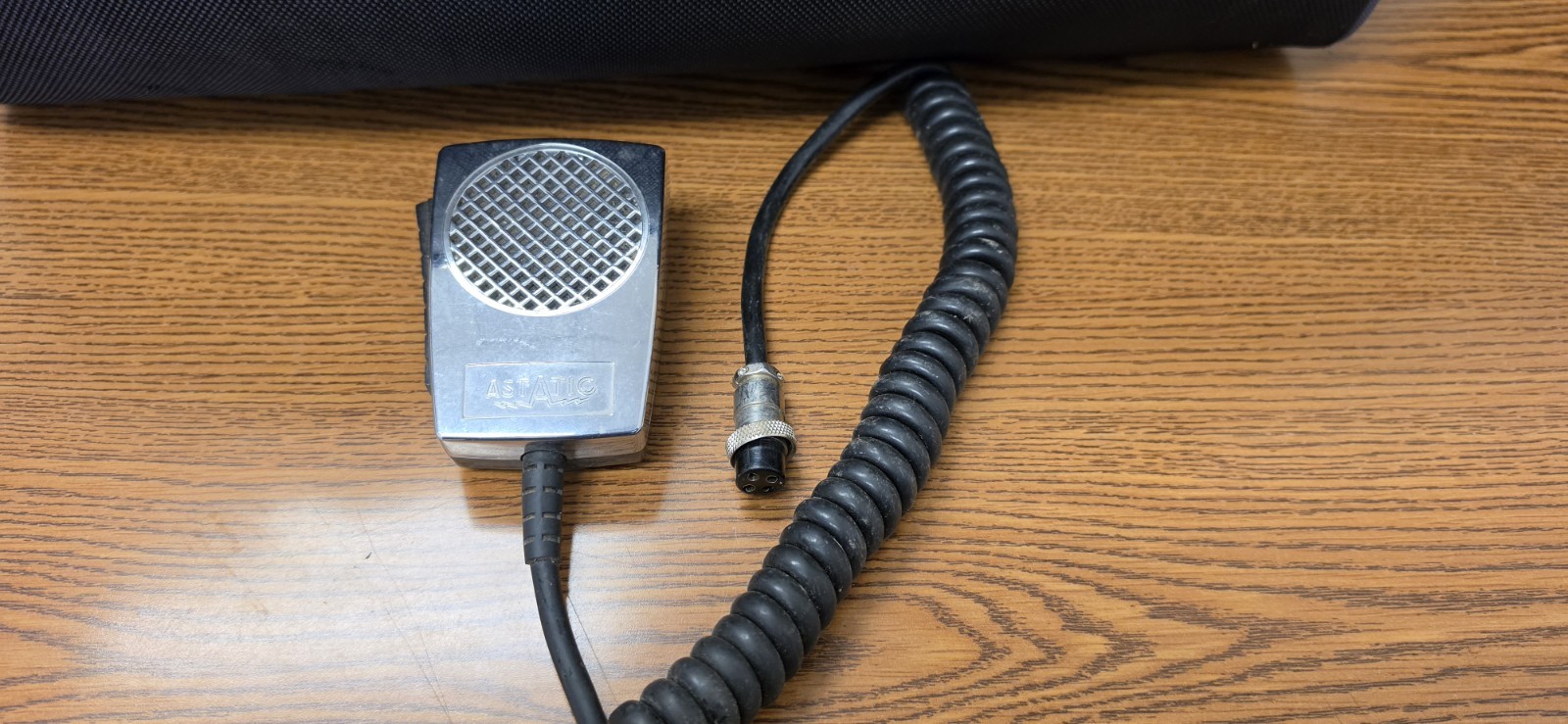 VINTAGE ASTATIC CORP MODEL TMD-107 TRANSISTORIZED MIC4-pin circular Female Chrom