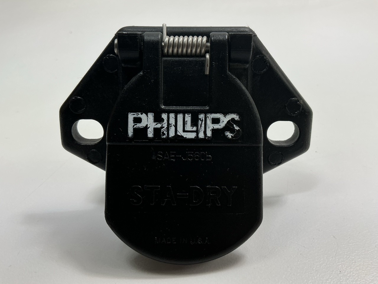 PHILLIPS 16-720 Sta-Dry 7-Way Nylon Receptacle Split Pin Socket Connector