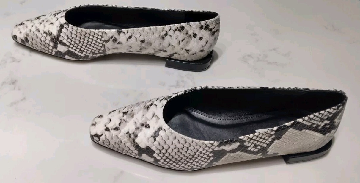 Saks Fifth Avenue Women's Embossed Python Black White Flats Size 8