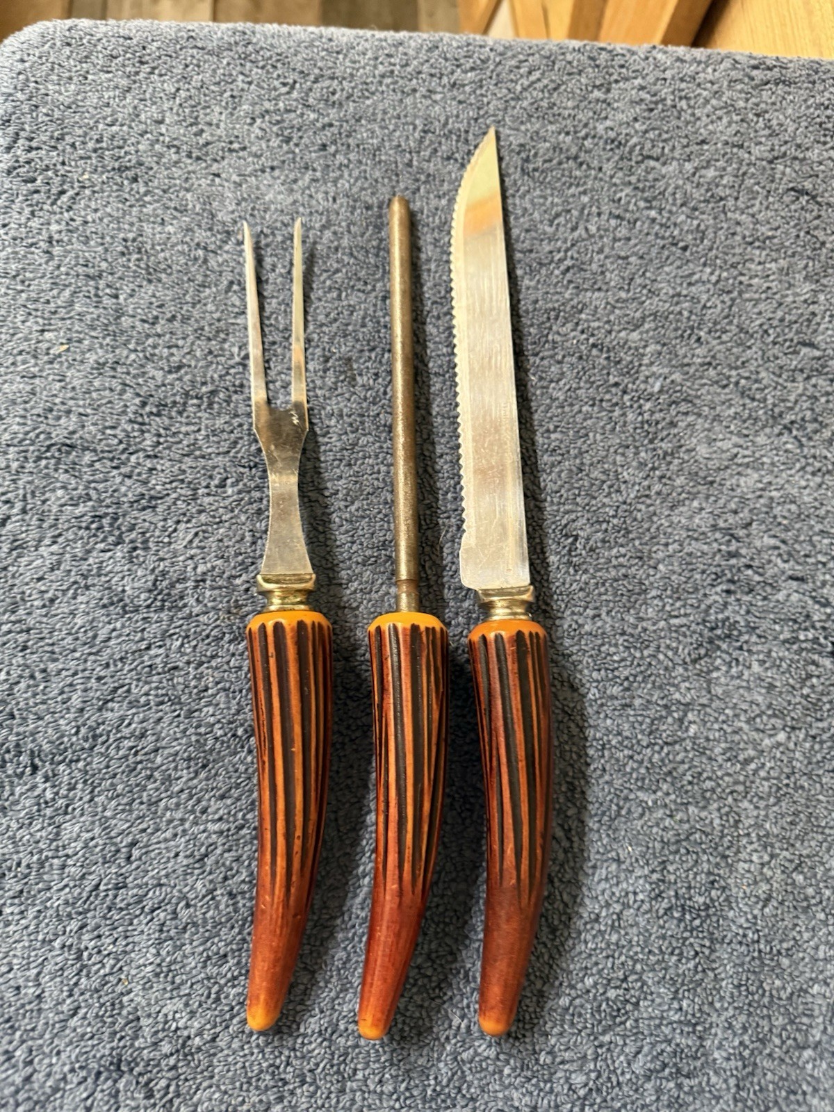 Vtg  Stainless Steel Faux HornCarving Knife&Fork Set. Stainless USA. Faux Horn.