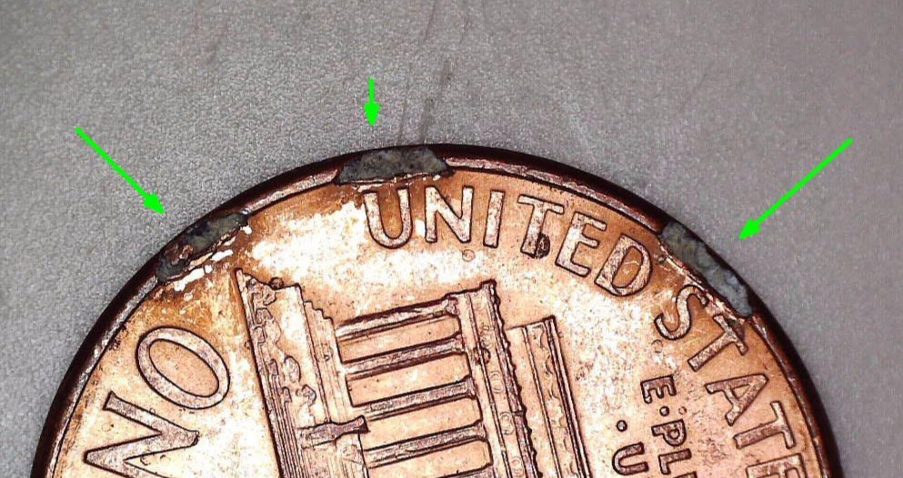 2004 Denver Lincoln Penny - 3 holes on the Obverse Rim
