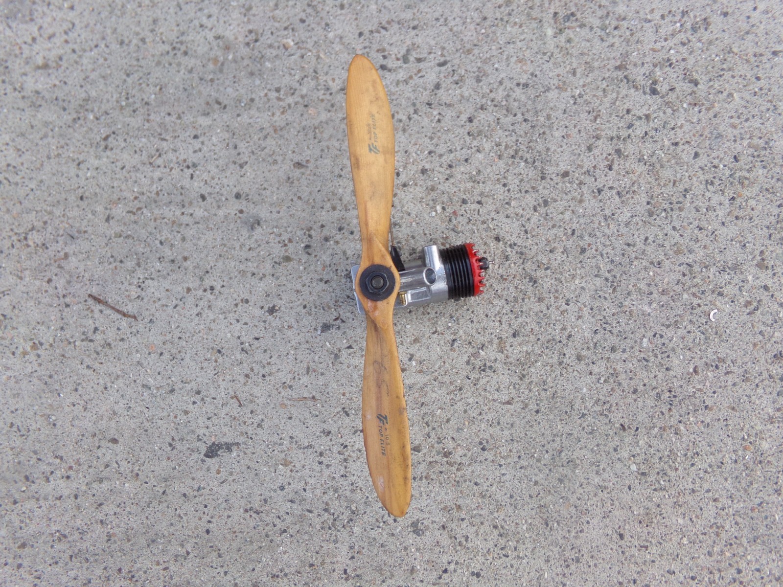 Airplane Engine Model McCoy .40 Red Head Vintage