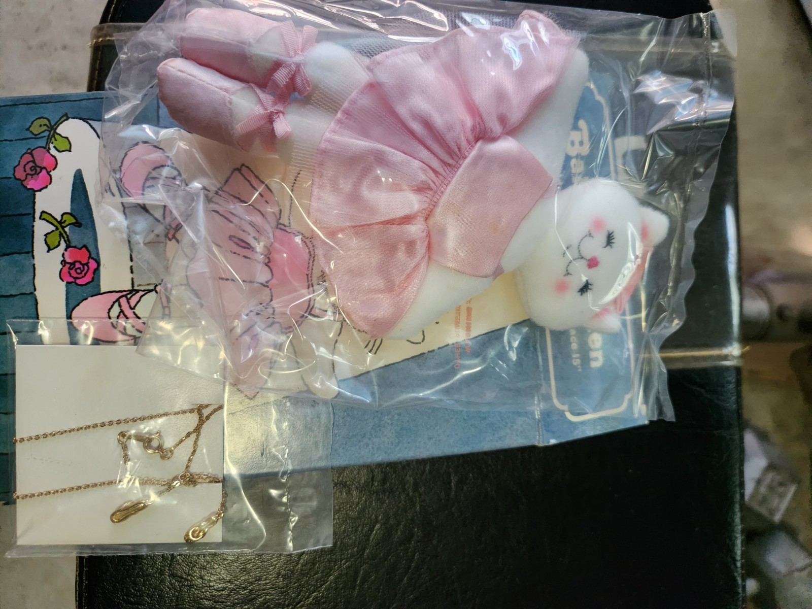 NEW Open Vintage Avon Ballerina Kitten with Golden Ballet Slippers Necklace 15"