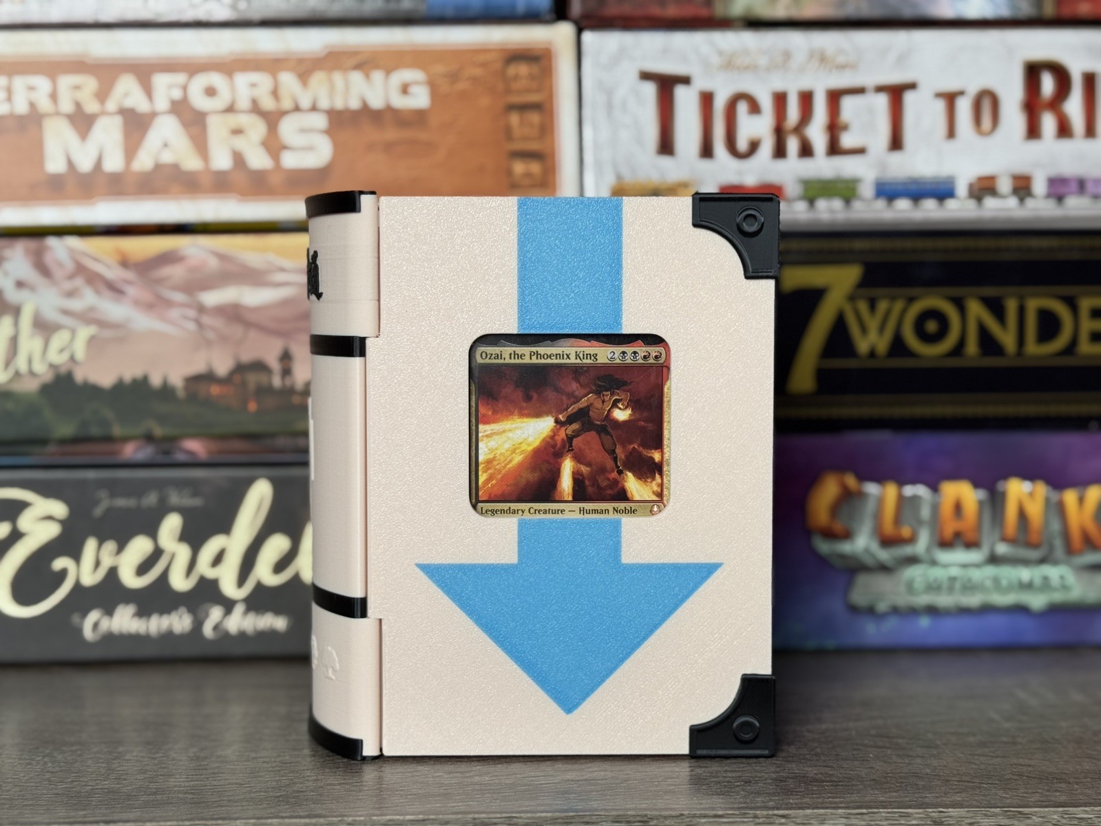 MTG Commander Display Deck Box  Fit 120+ sleeved & accessories Magnetic