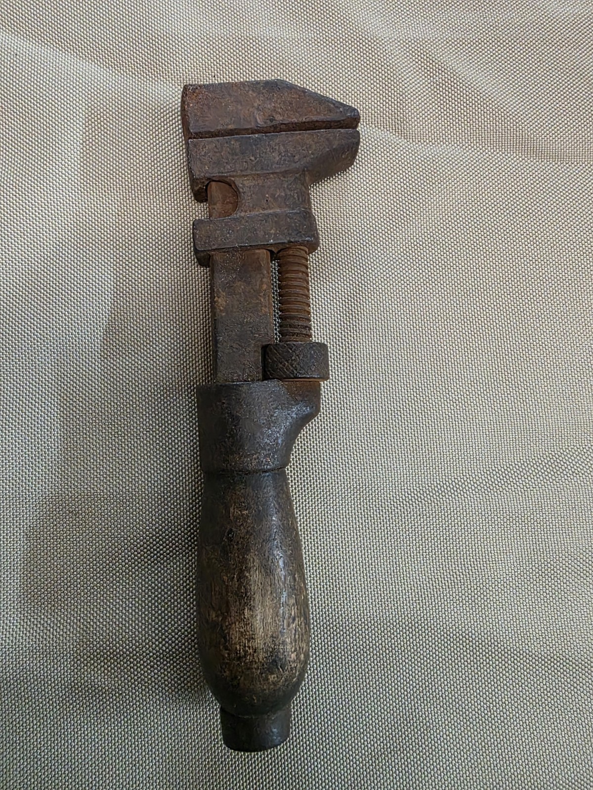 VINTAGE MINI TOOLS DASCO CRATE HAMMER HATCHET MONKEY WRENCH