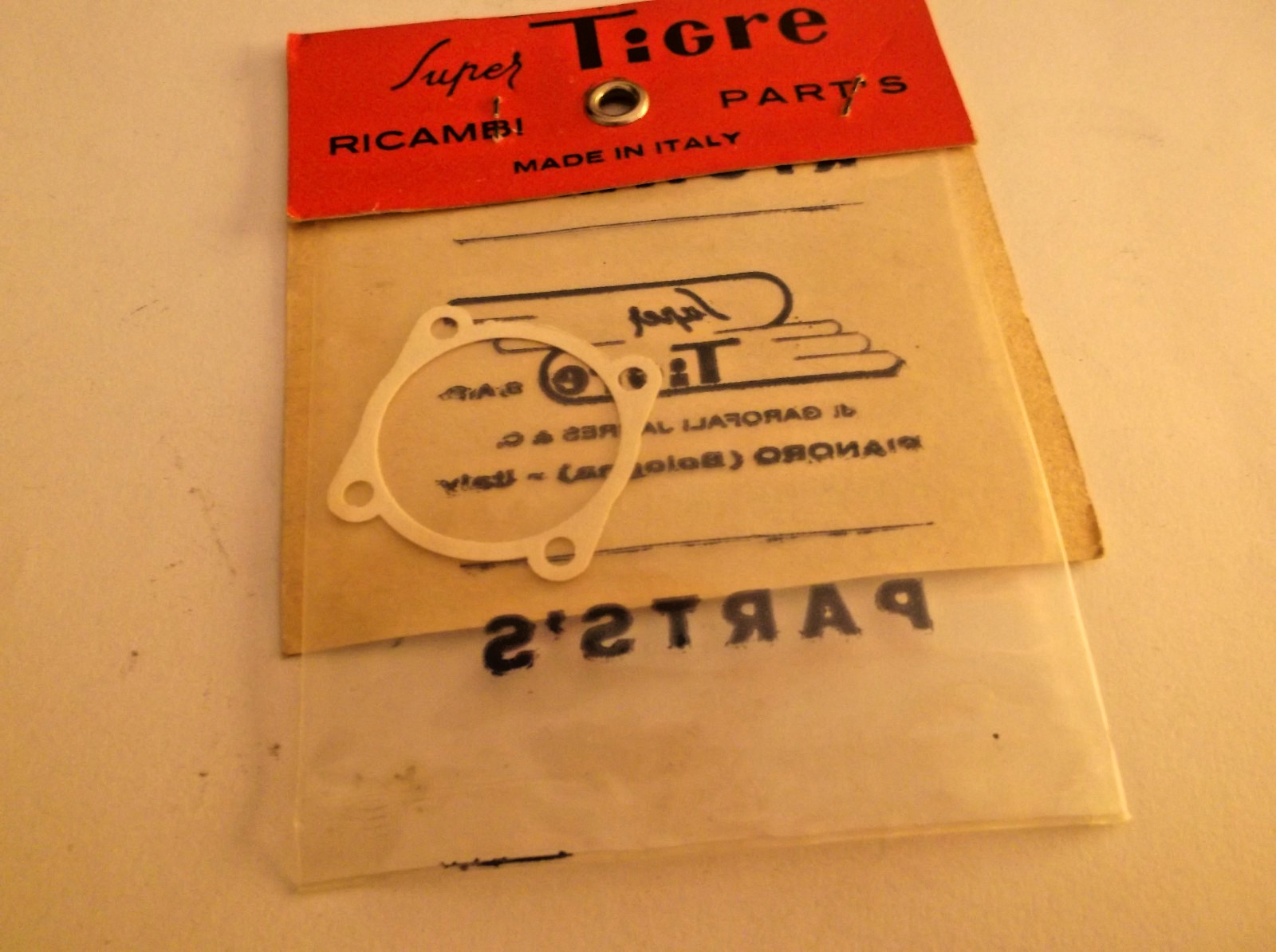 SUPER TIGRE .15  GASKET  NEW OLD STOCK   #A-15/15