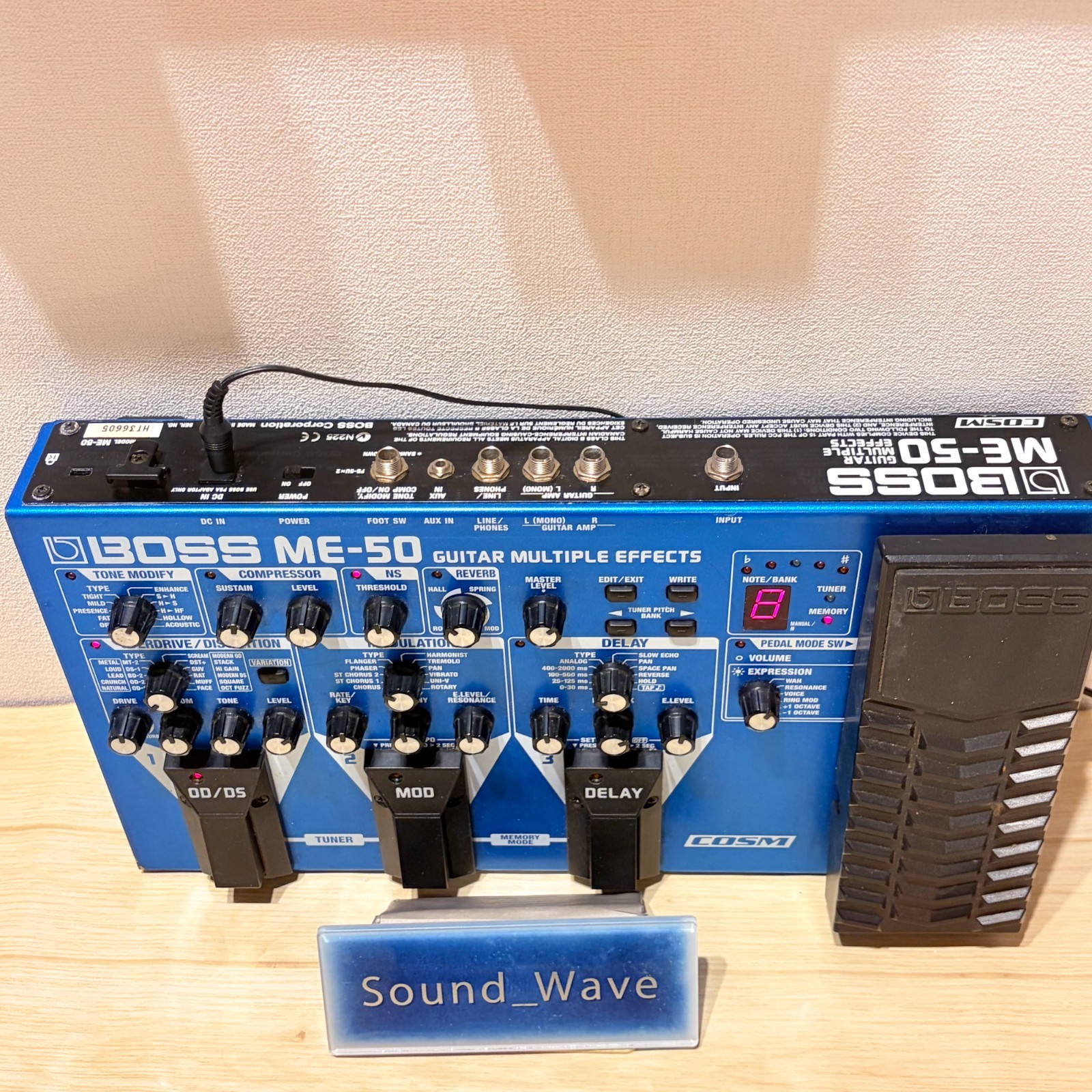 BOSS ME-50 Guitar Multi-Effects Pedal Processor Distortion Modulation Delay Test