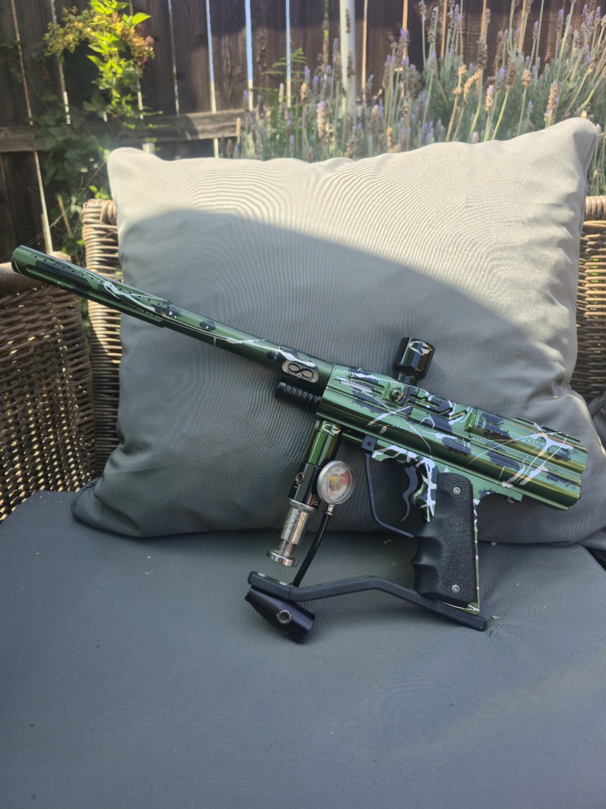 Angel Banzai led paintball gun rate vintage as is
