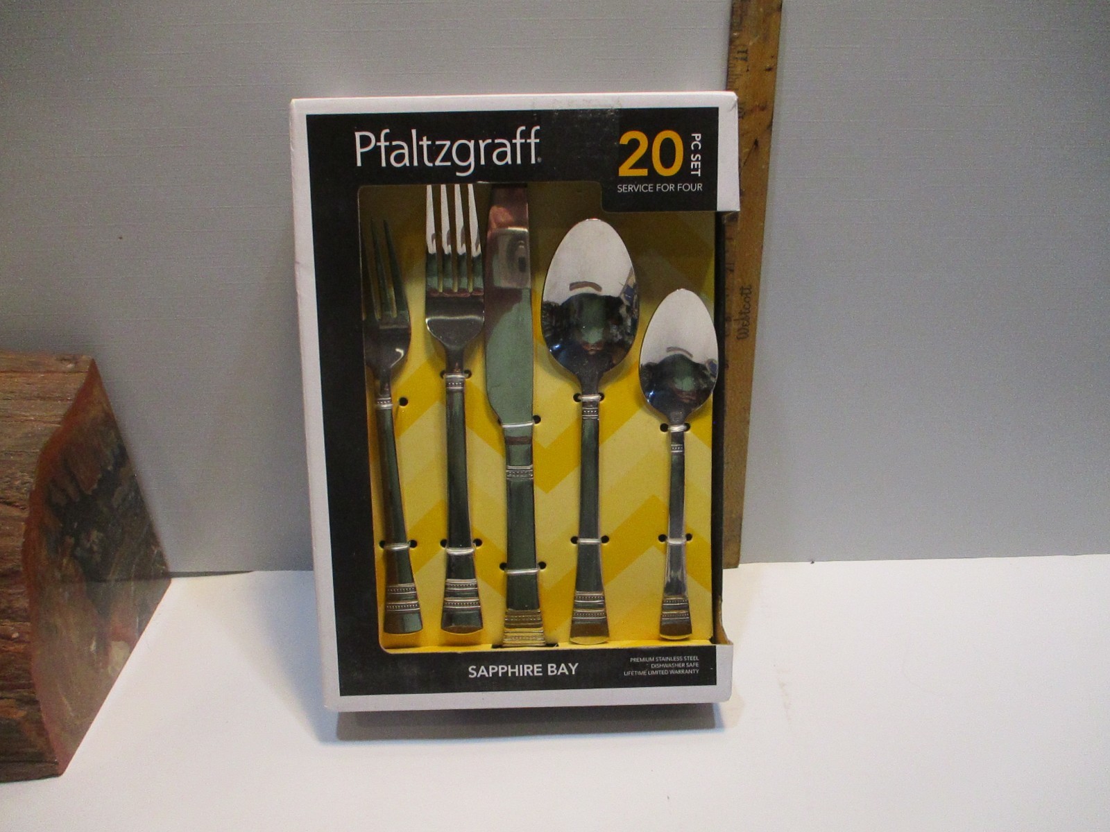 Pfaltzgraff " SAPHIRE BAY " 20 Pc 4 pc  Flatware Set Premium Stainless Steel NIB