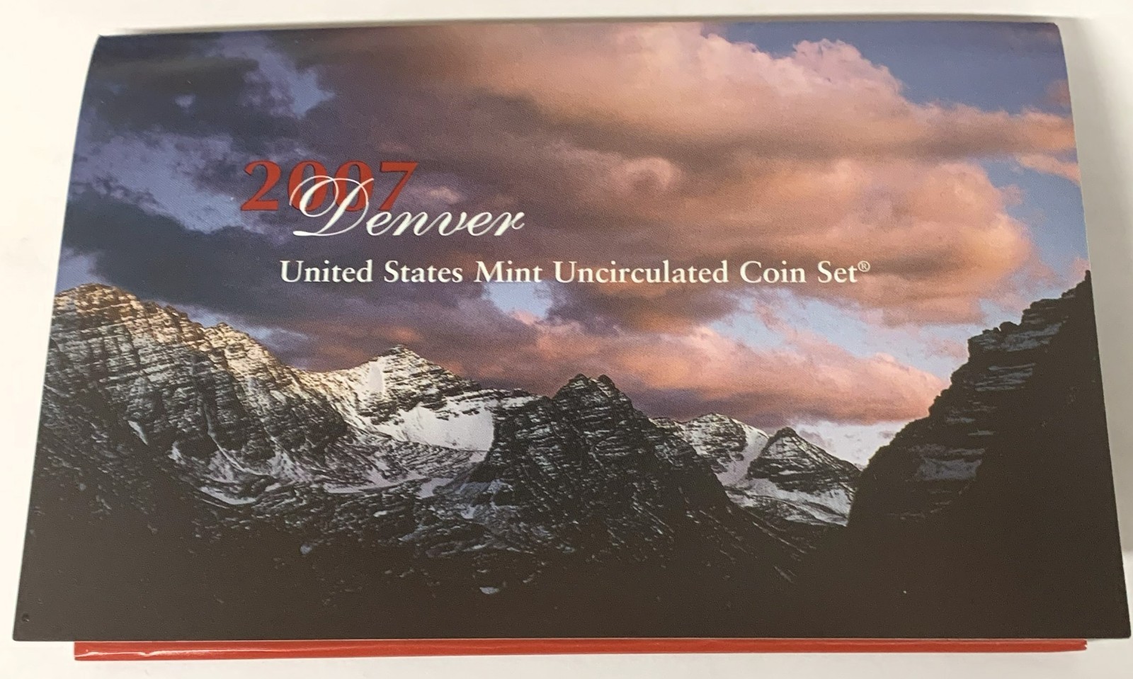# C10138      US Mint Complete Uncirculated Set 28 Coins   2007  P & D  COINS