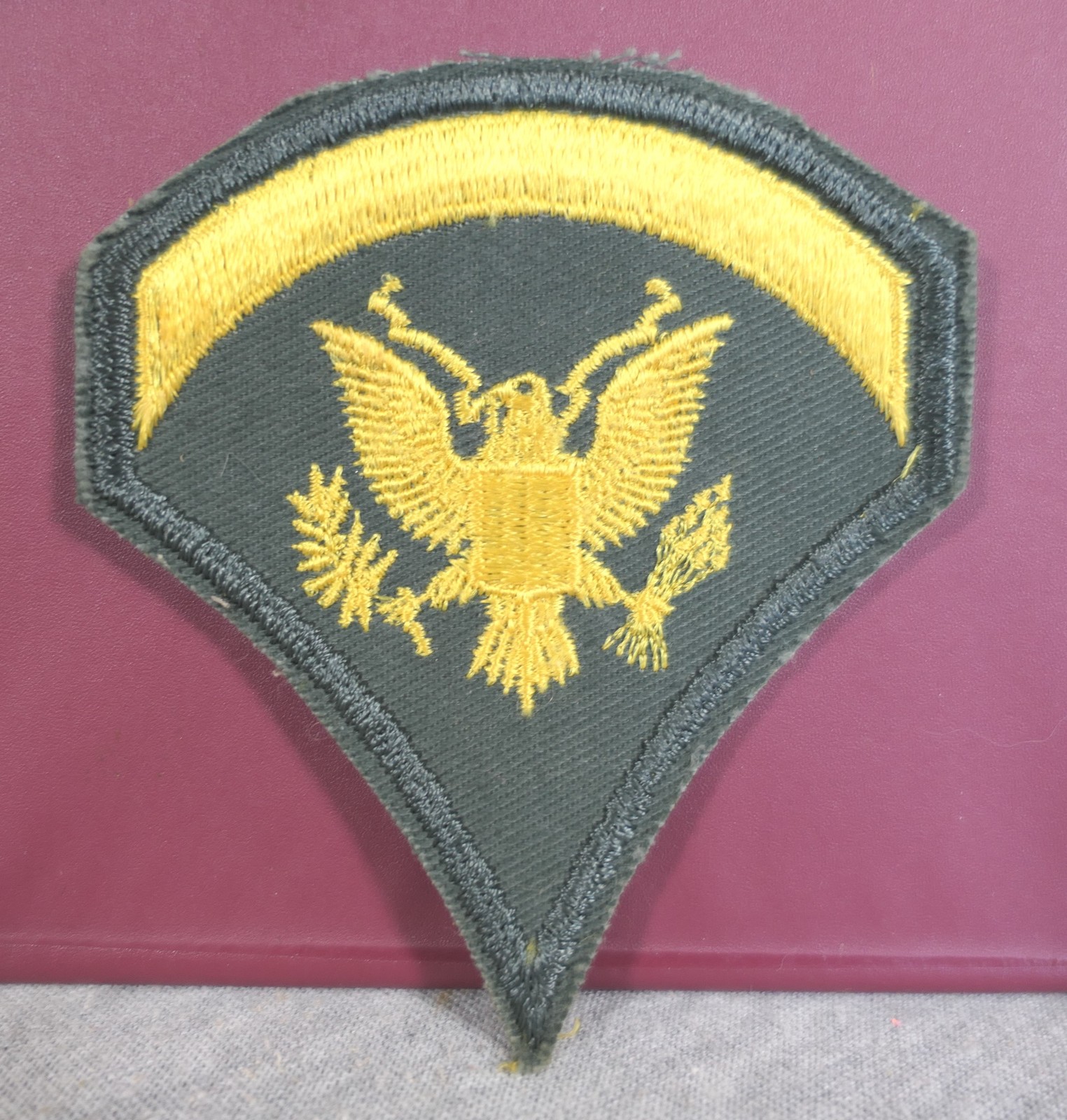 Vintage Military USA Army Specialist E5 Rank Gold Eagle on Green Patch 3" W