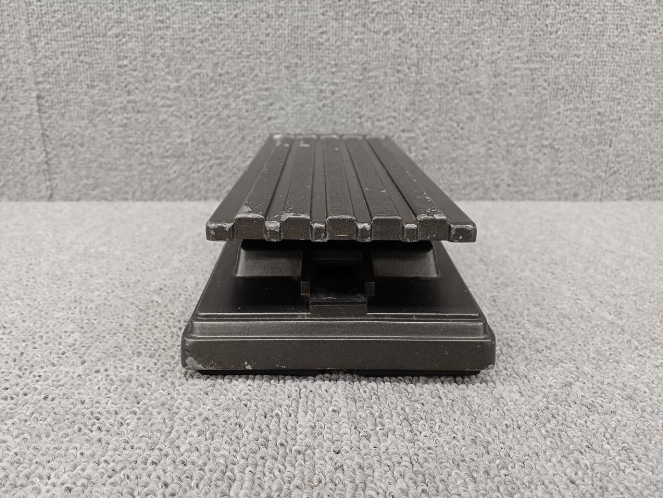 Boss FV-100 Guitar Volume Pedal vintage free ship fast ship from japan