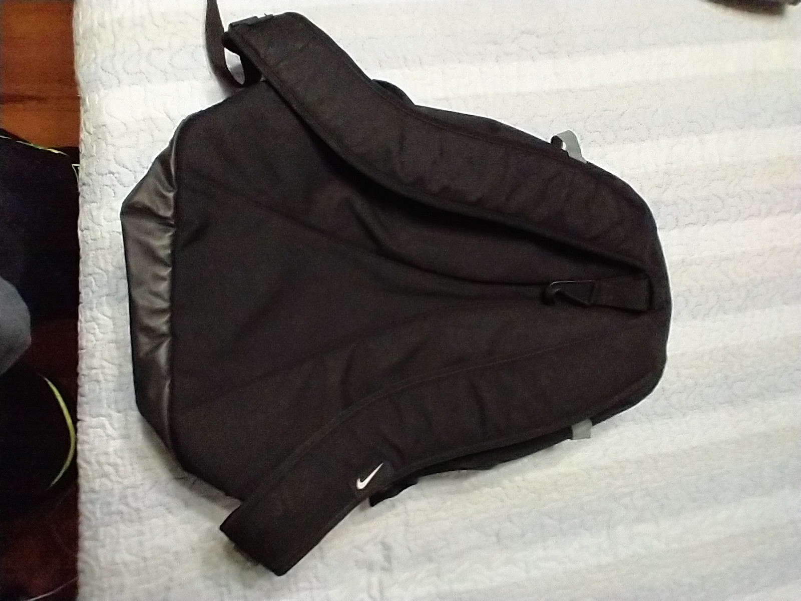 Nike Bsbl Black/Grey Camo Backpack with Multiple Compartments Used
