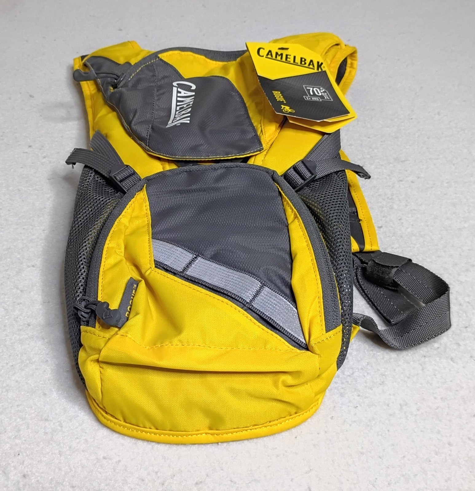 CamelBak Rogue No Bladder 70oz 2L Hydration Pack NWT Yellow