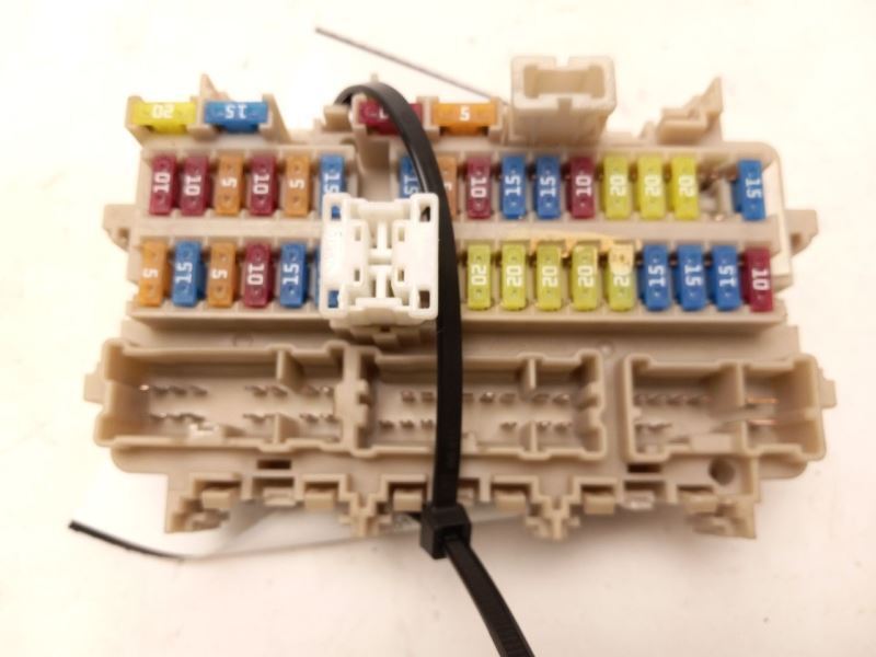 INTERIOR CABIN FUSE BOX FOR NISSAN PATHFINDER 2014