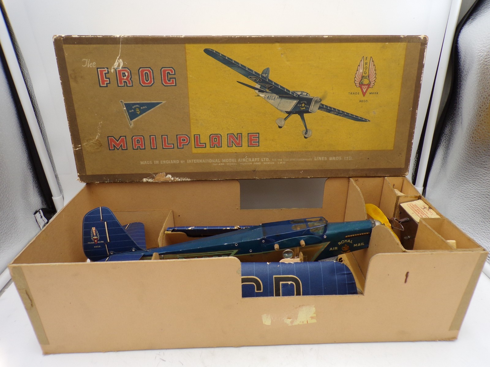 1939 International Model Aircraft Tri-Ang FROG Rubber Band Mailplane with Box