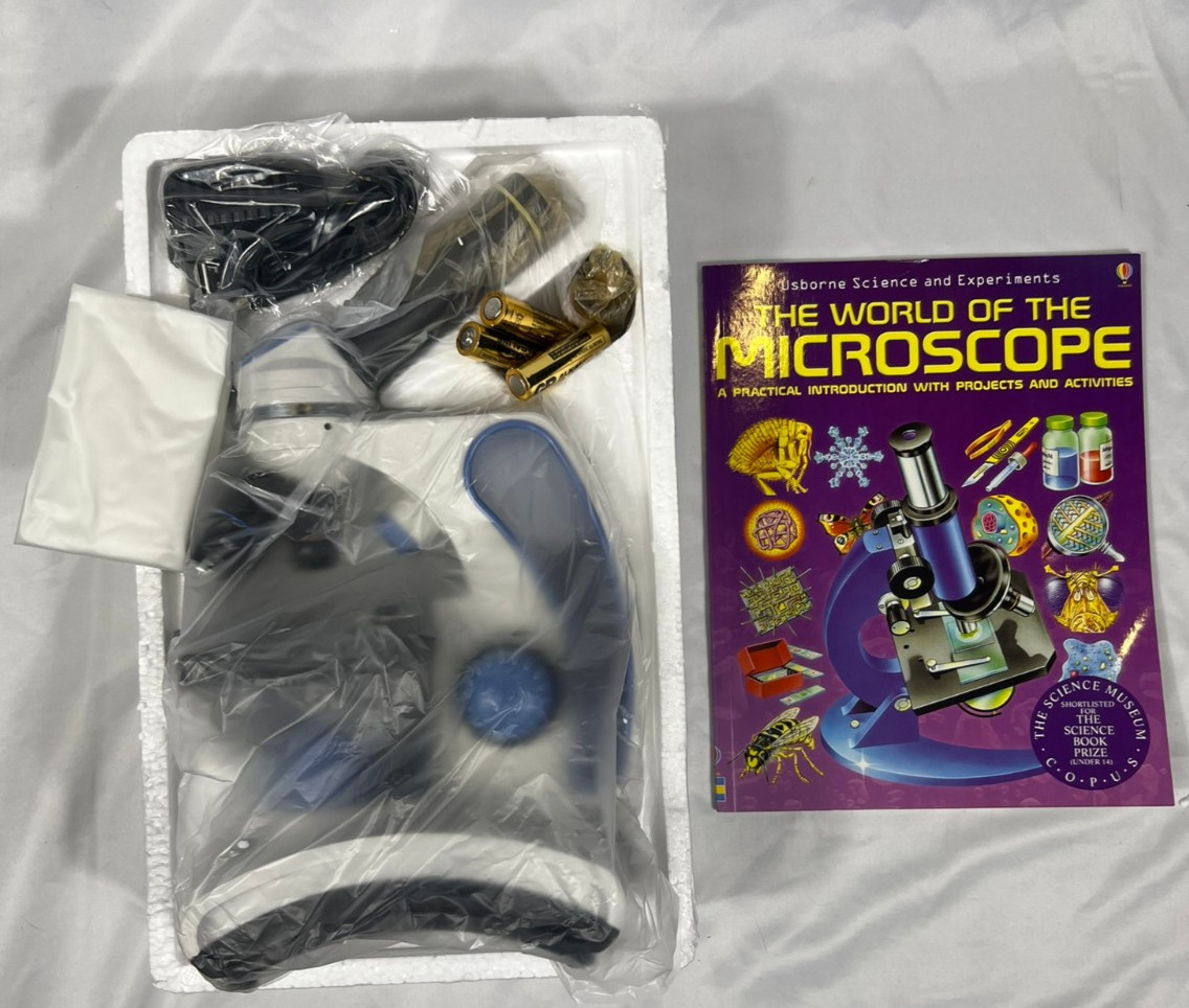 AmScope M162C-2L-PB10-WM 40X-1000X Student Microscope Kit New Open Box