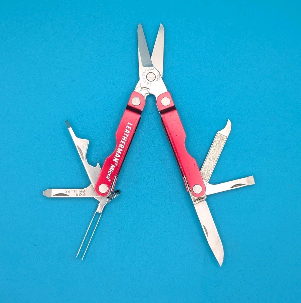 Leatherman Micra Multi-Tool, Knife, Scissors, Key Ring, Red!