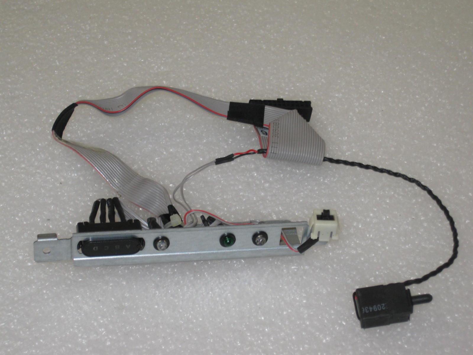 Dell PowerEdge 840 Powervault DP100 NF100 Control Panel with Cable  PH876