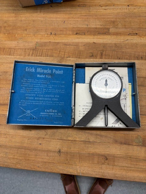 CALIBRATED ERICK MIRACLE POINT MODEL 900 PROTRACTOR IN CASE WITH DOCUMENTS