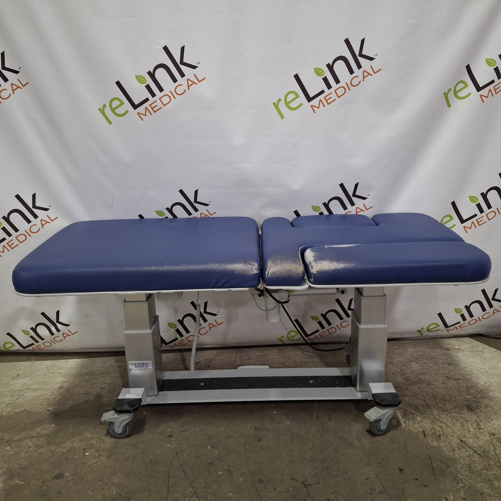 Oakworks Dual Tower Ultrasound Table