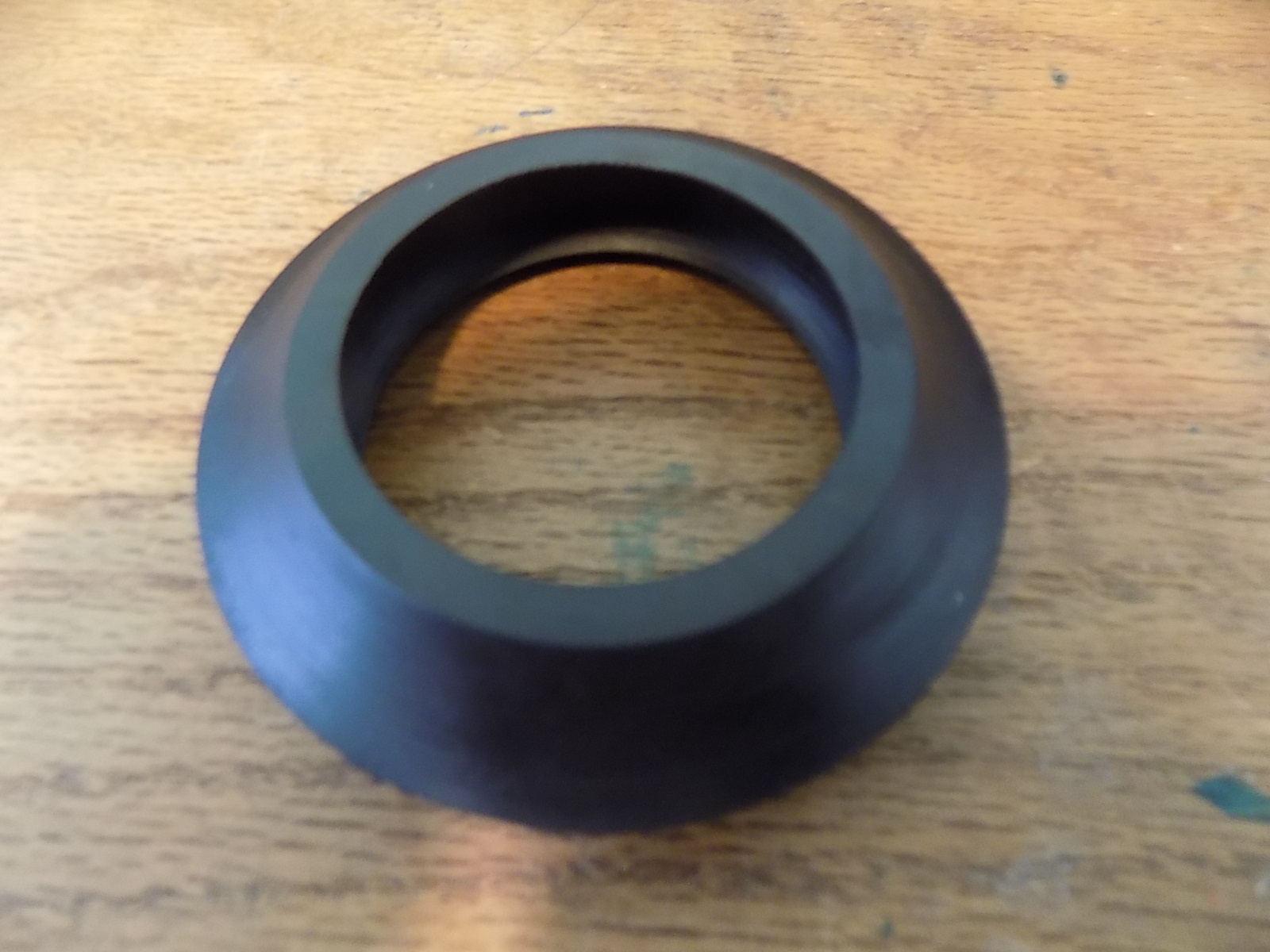 Fuel Tank Filler Neck Grommet 69-72 Chevrolet Blazer GMC Jimmy Body Gasket Chevy