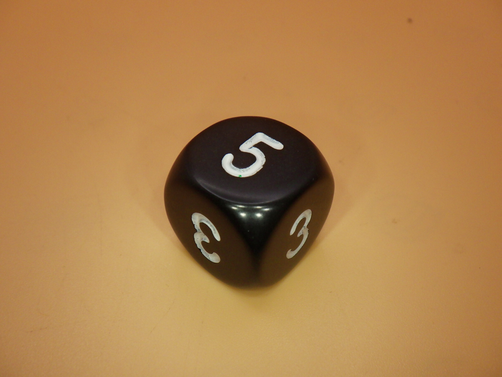 Black White D6 Averaging -2-3-3-4-4-5- 16mm Die Tabletop Gaming RPG Roleplay