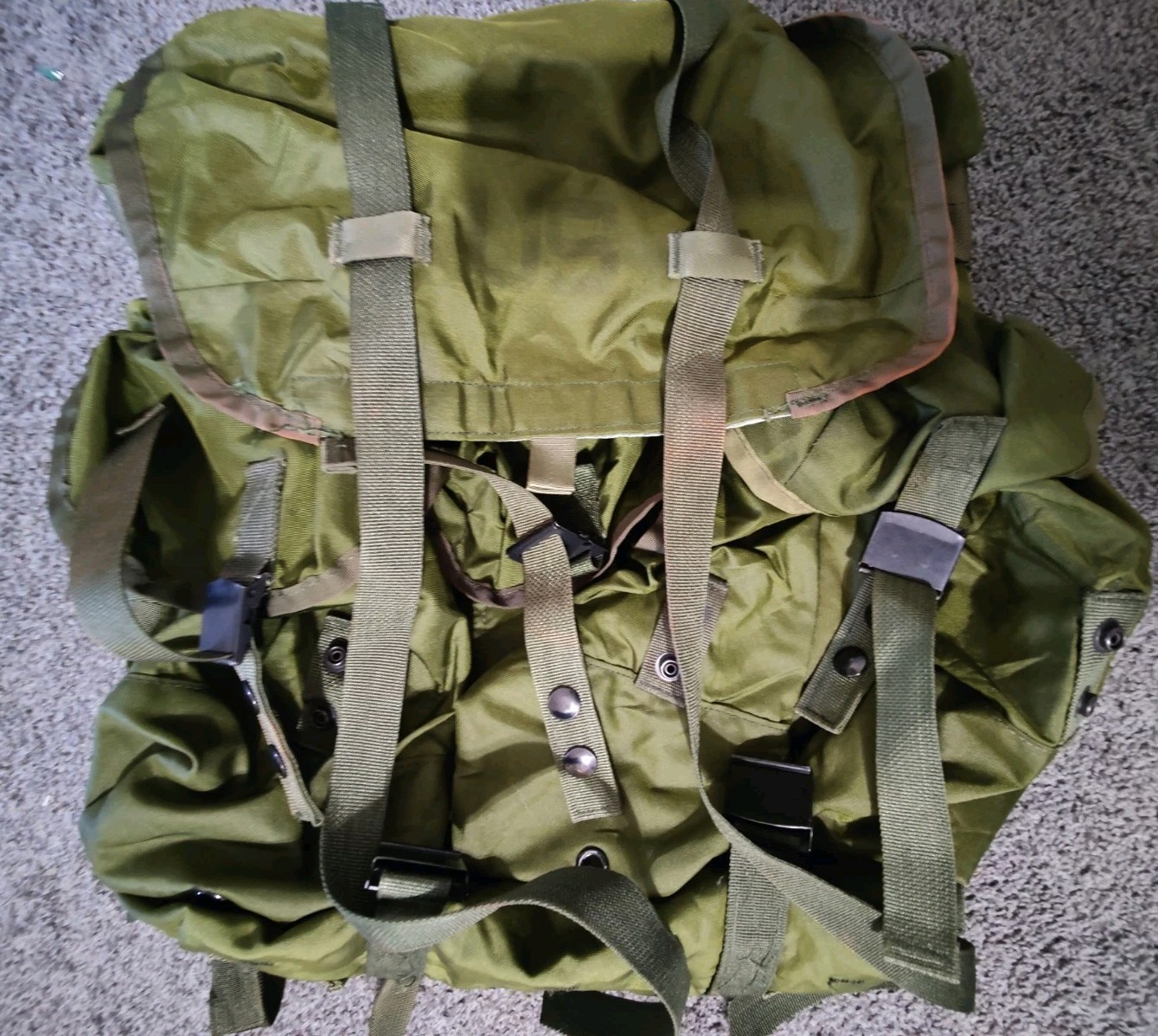 VTG US Military Combat Alice Pack No Frame With Straps Multiple Pockets Read
