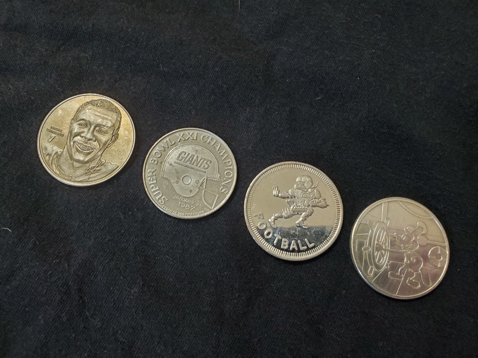 Lot of 4 1 Troy Ounce .999 Fine Silver Rounds Vikings Giants Hawkeyes Disney