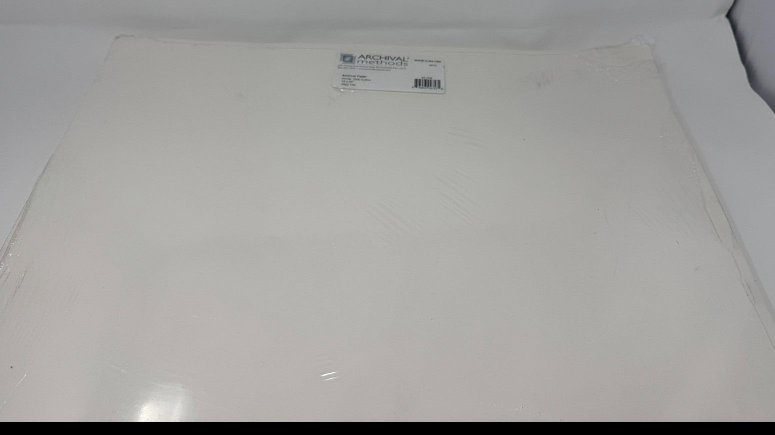 Archival Methods 16x20" White Paper, 100 Sheets *bent corners