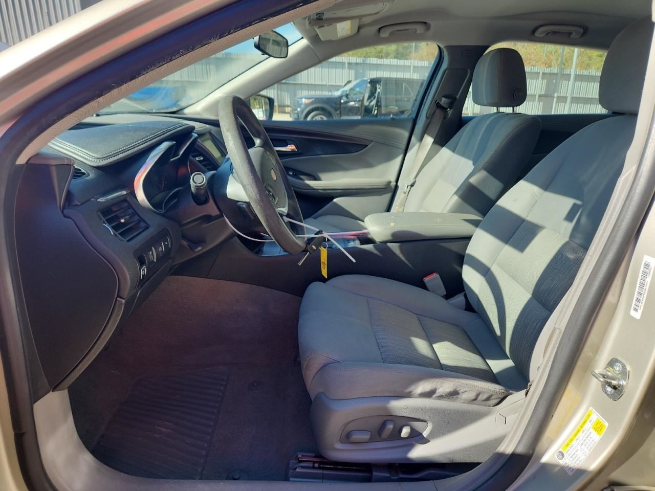 IMPALA 2014 Glove Box 4896397