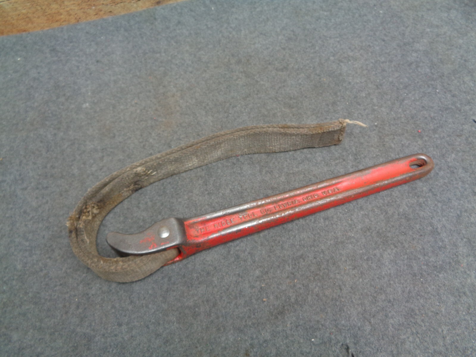 RIDGID No. 2 Strap Pipe Wrench 12"